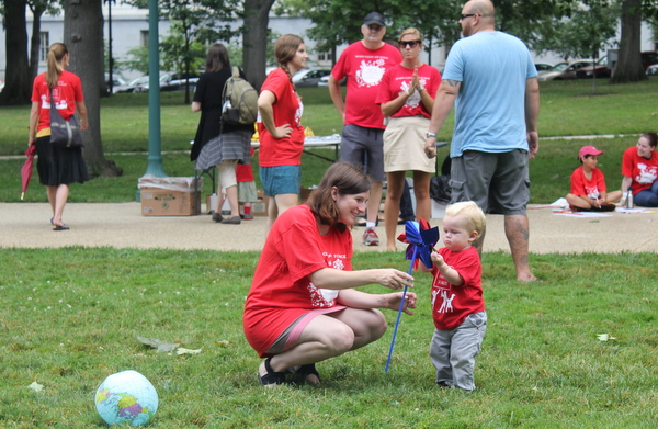 Moms Clean Air Force Play-In 2014 pinwheel