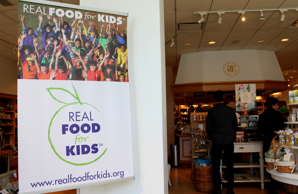 Real Food For Kids Clarendon Williams-Sonoma 2-28-15 sign