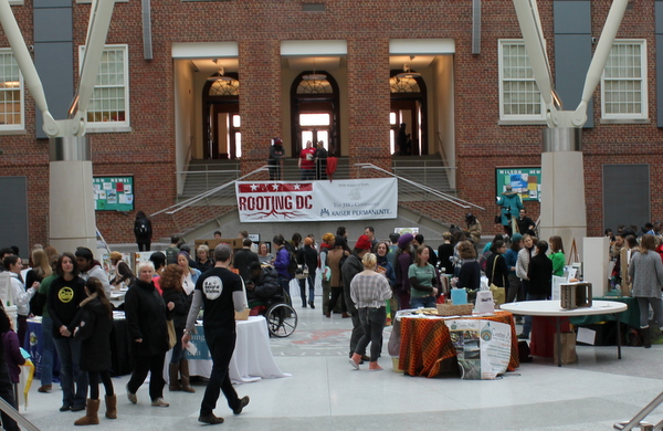 Gardening takes off at 8th Rooting DC forum