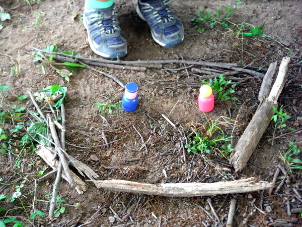 APS Growing Green Schools Garden Meetup Jamestown Elementary 6-8-15 playing with sticks