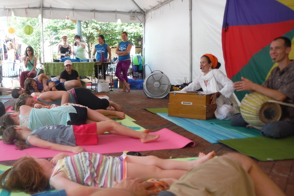 Love Your Body Day 2015 - Kidasana final relaxation