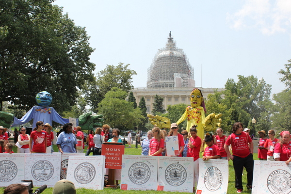 Moms Clean Air Force Play-In for Climate Action 2015 Sarah Jane White front