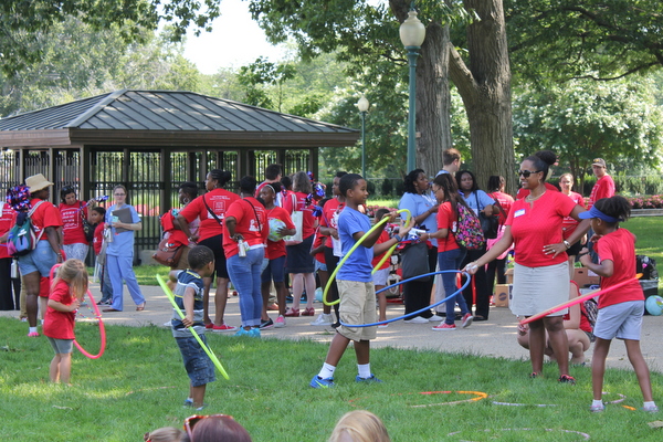 Moms Clean Air Force Play-In for Climate Action 2015 hula hoops