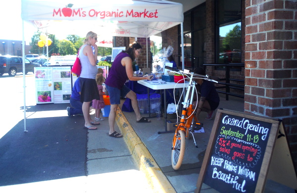 MOM’s Organic Market opens to great success in Woodbridge