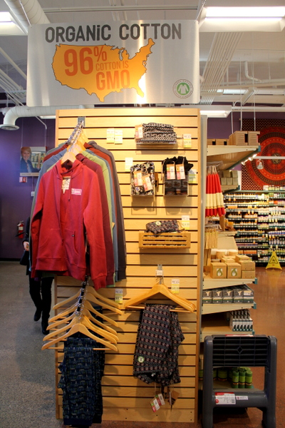 Moms Organic Market Arlington opening by Mindful Healthy Life - organic cotton clothing