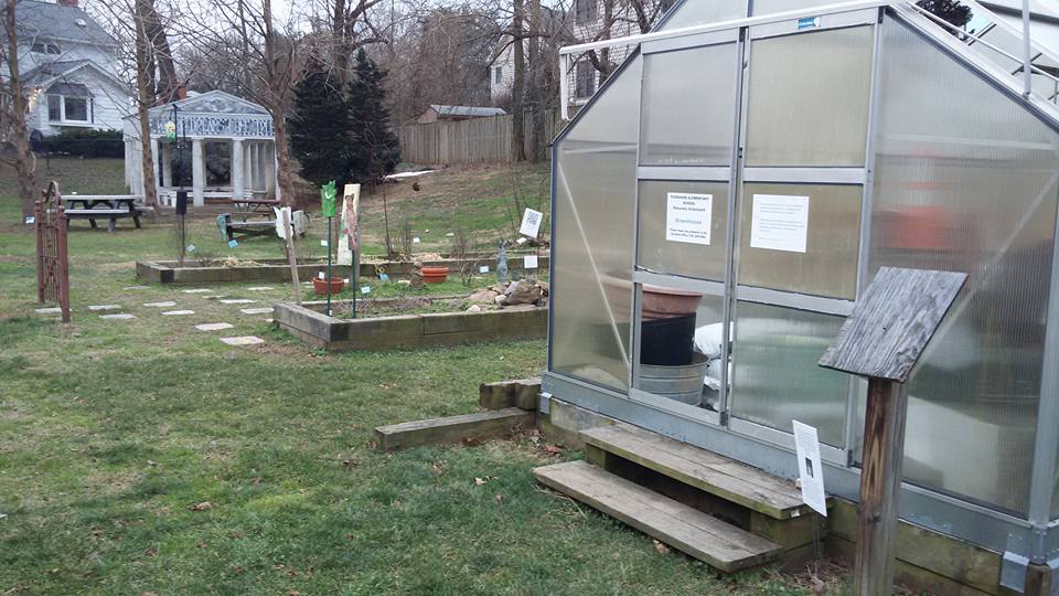 Tuckahoe Elementary Discovery Schoolard greenhouse and peter rabbit garden